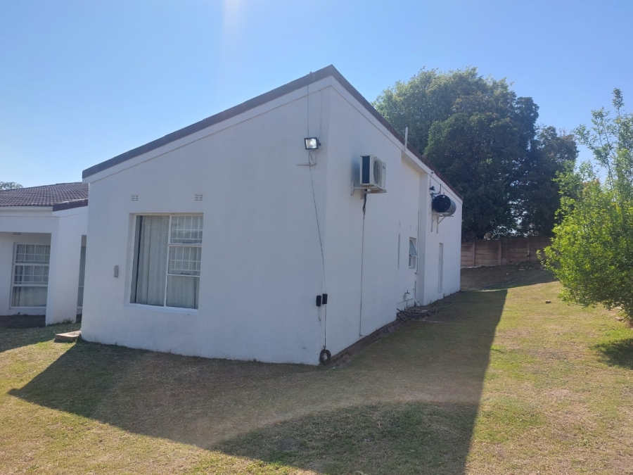 4 Bedroom Property for Sale in Fort Gale Eastern Cape